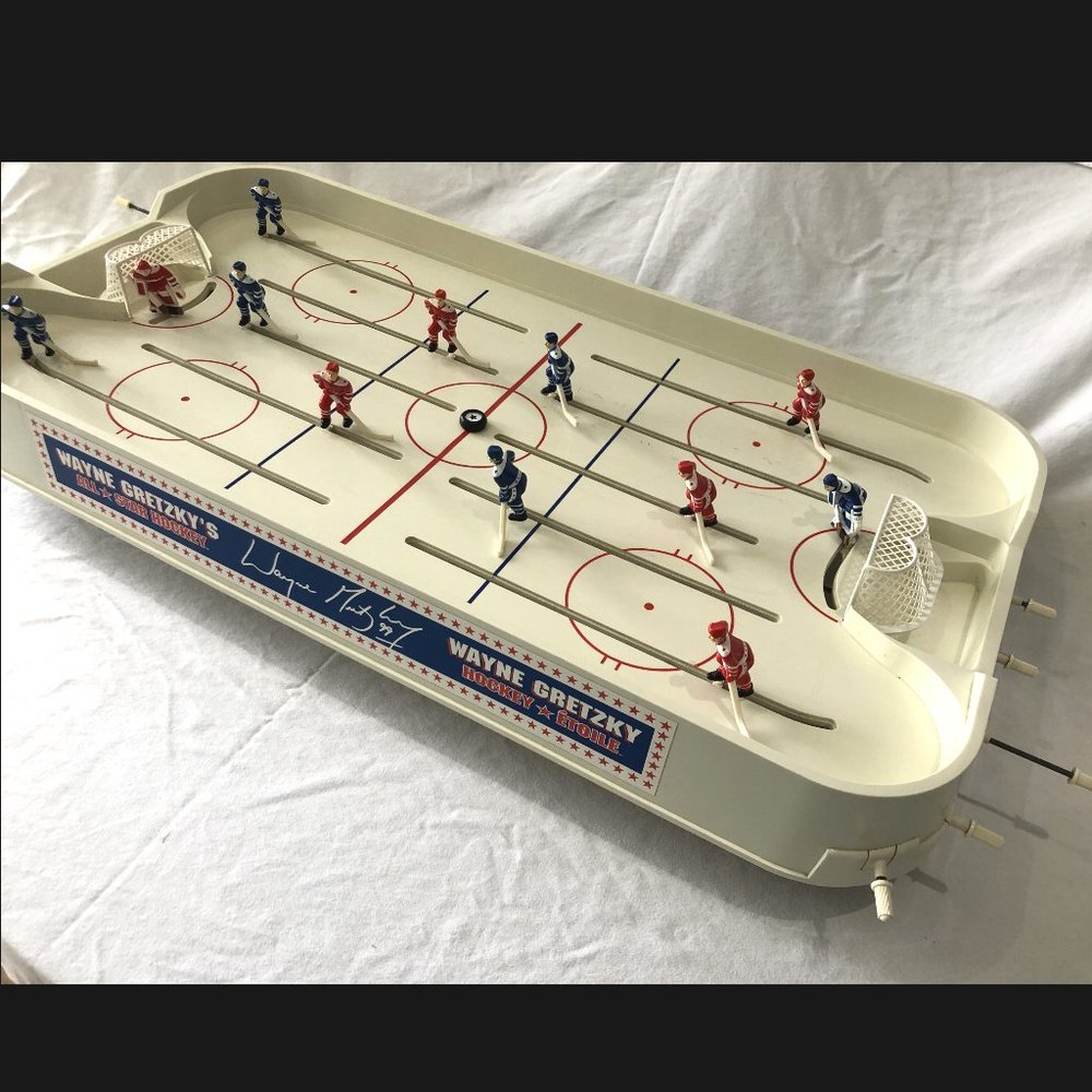 TABLE TOP HOCKEY GAME